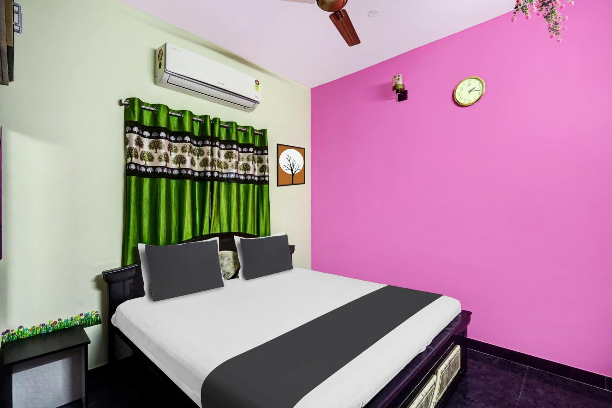 Sri Sakthi Home Stay - Beyond The Expectations- 10 To 15 Minutes Drive From Railway Station And Bus Station Tirupati Esterno foto