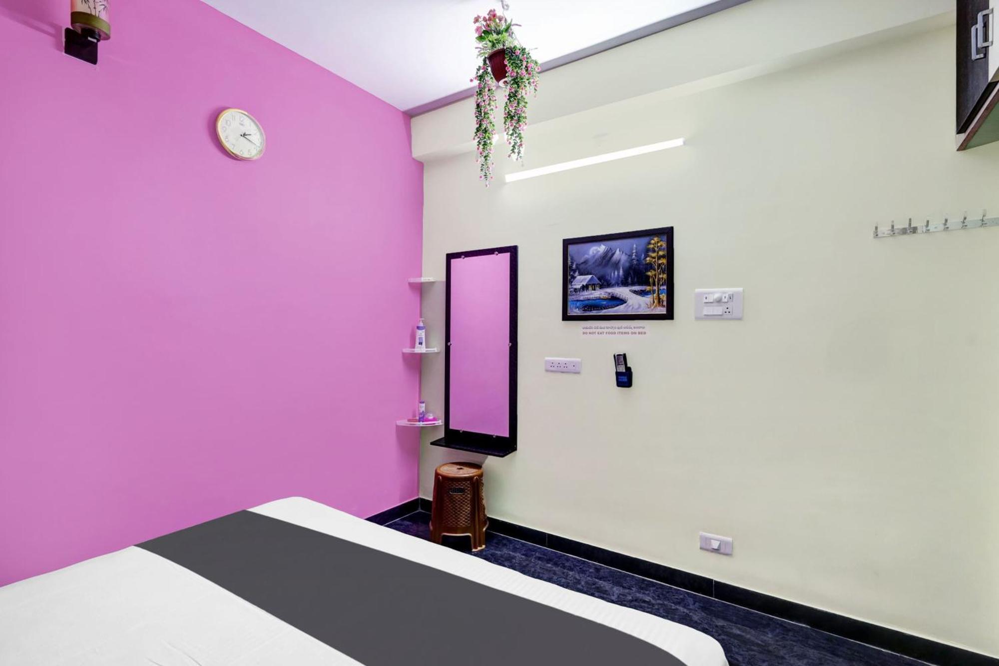 Sri Sakthi Home Stay - Beyond The Expectations- 10 To 15 Minutes Drive From Railway Station And Bus Station Tirupati Esterno foto